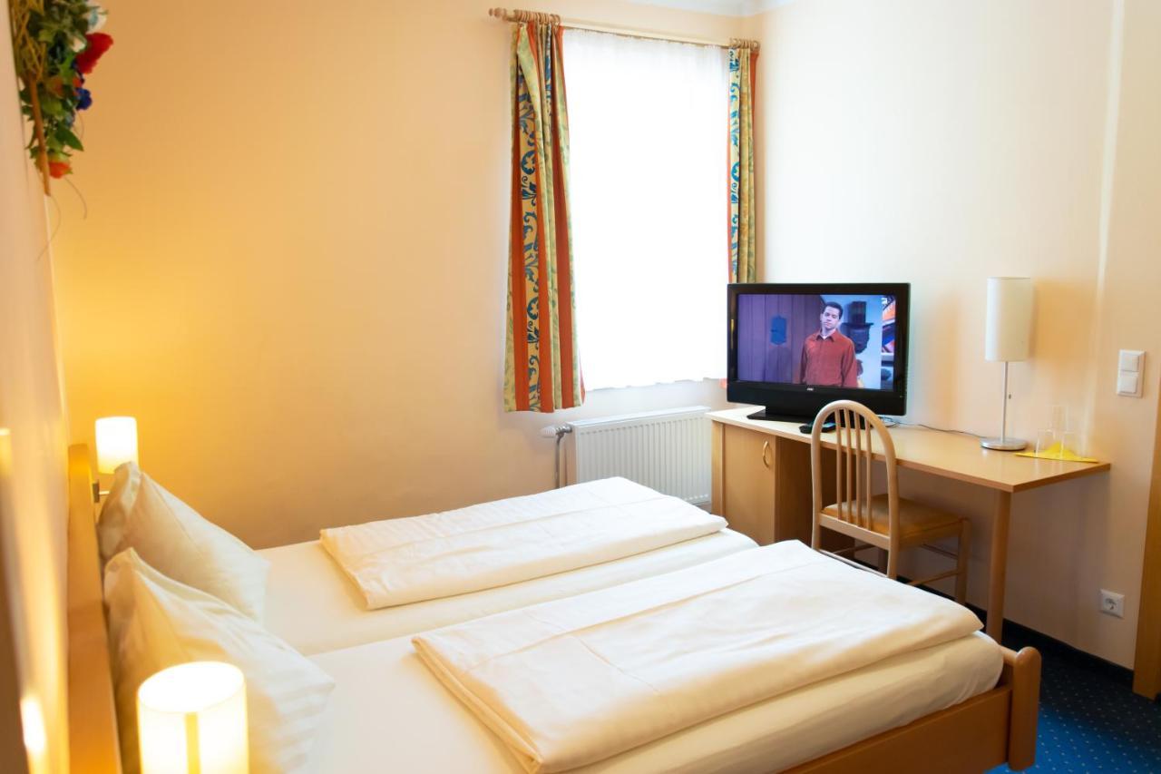 Strandhotel Burgstaller เฟลด์อัมเซ ภายนอก รูปภาพ