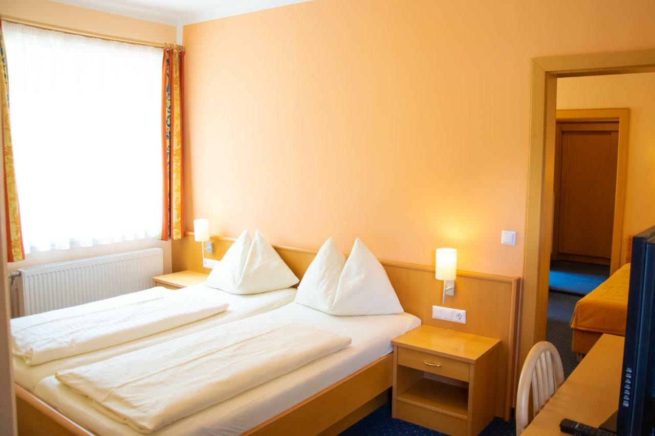 Strandhotel Burgstaller เฟลด์อัมเซ ภายนอก รูปภาพ