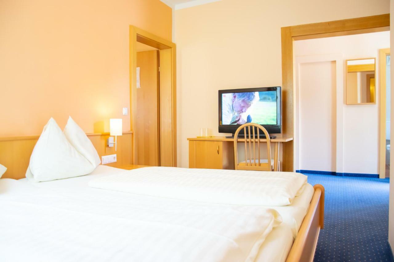 Strandhotel Burgstaller เฟลด์อัมเซ ภายนอก รูปภาพ