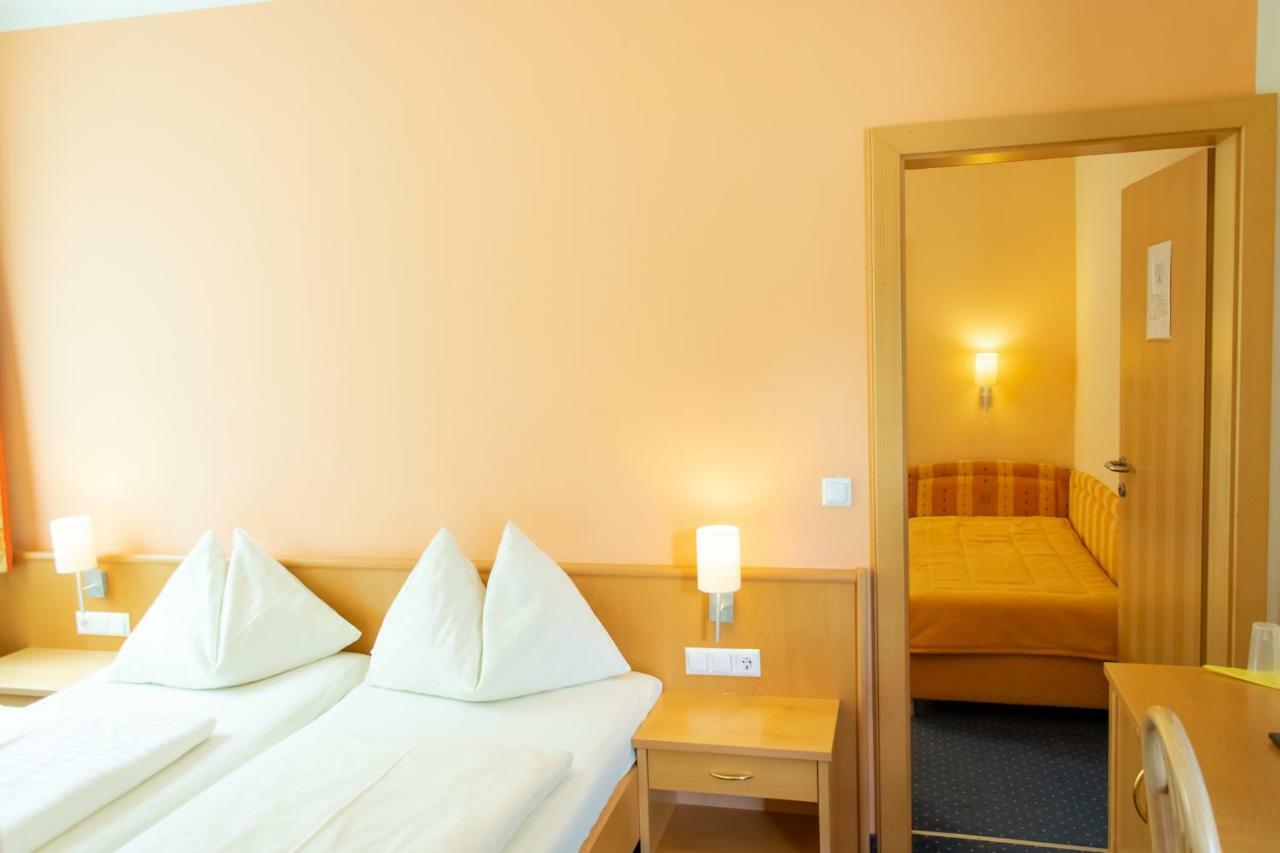 Strandhotel Burgstaller เฟลด์อัมเซ ภายนอก รูปภาพ